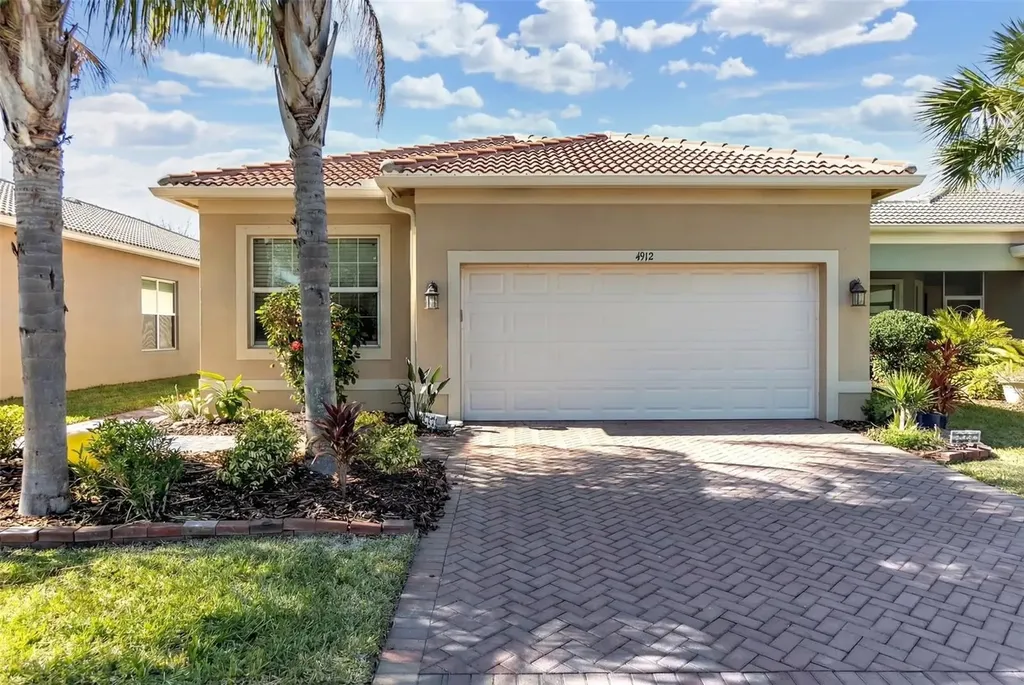 4912 Sandy Glen Way Wimauma FL 33598