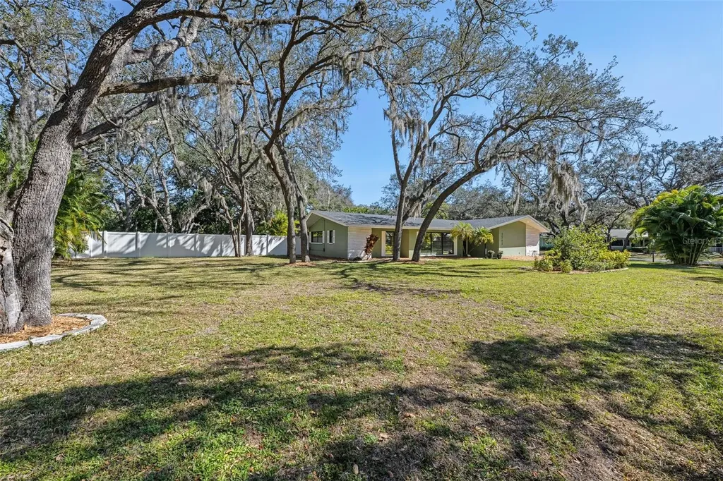 2265 Belleair Road Clearwater FL 33764