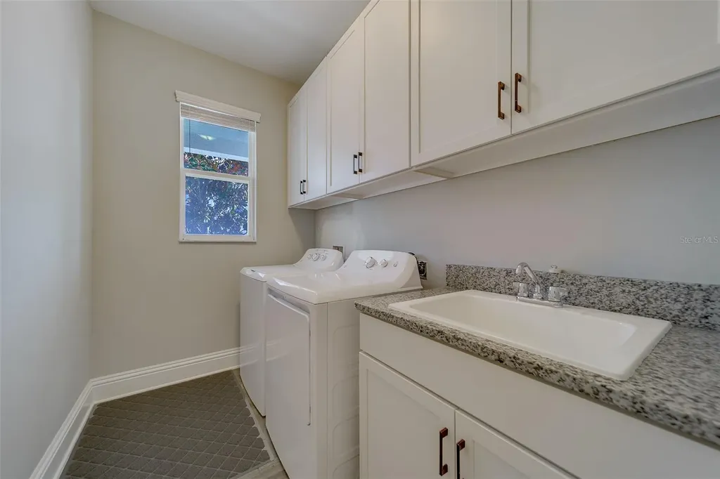 2416 Foggy Creek Circle Clearwater FL 33764