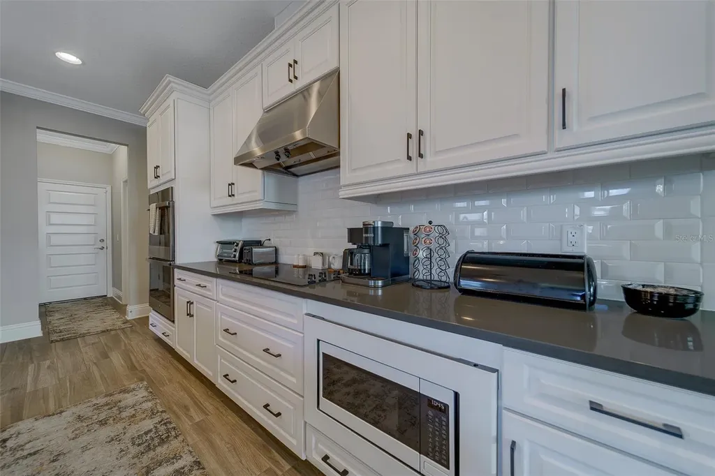 2416 Foggy Creek Circle Clearwater FL 33764