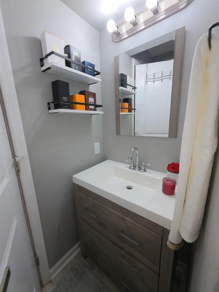 5165 Cedar Hammock Lane Sarasota FL 34232