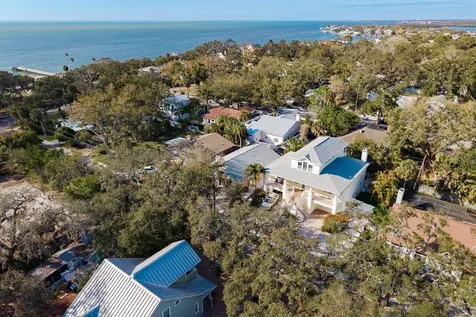 550 Ontario Avenue Crystal Beach FL 34681