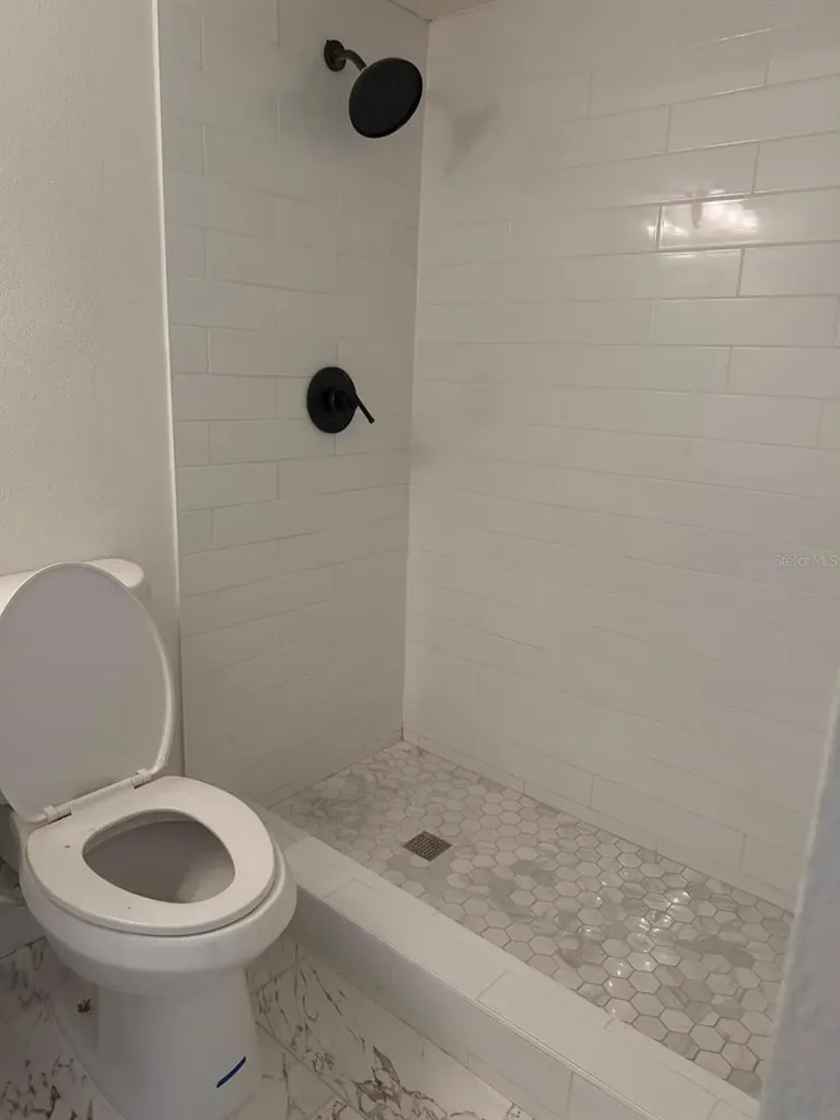 114 Floral Drive Kissimmee FL 34743