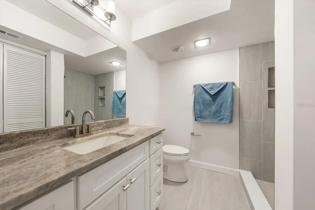 383 Boca Ciega Point Boulevard N St Petersburg FL 33708