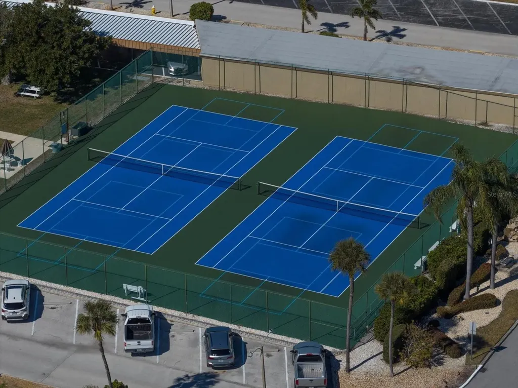 383 Boca Ciega Point Boulevard N St Petersburg FL 33708