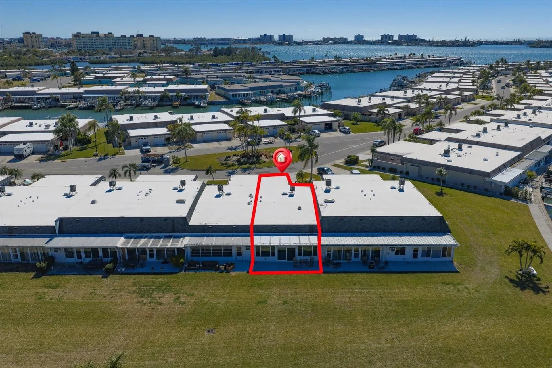 383 Boca Ciega Point Boulevard N St Petersburg FL 33708