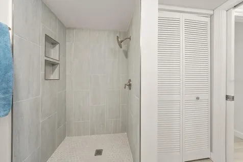 383 Boca Ciega Point Boulevard N St Petersburg FL 33708