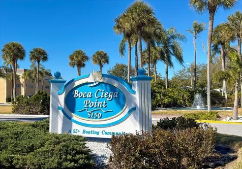 383 Boca Ciega Point Boulevard N St Petersburg FL 33708