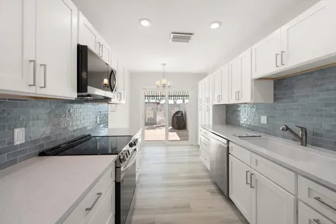 383 Boca Ciega Point Boulevard N St Petersburg FL 33708