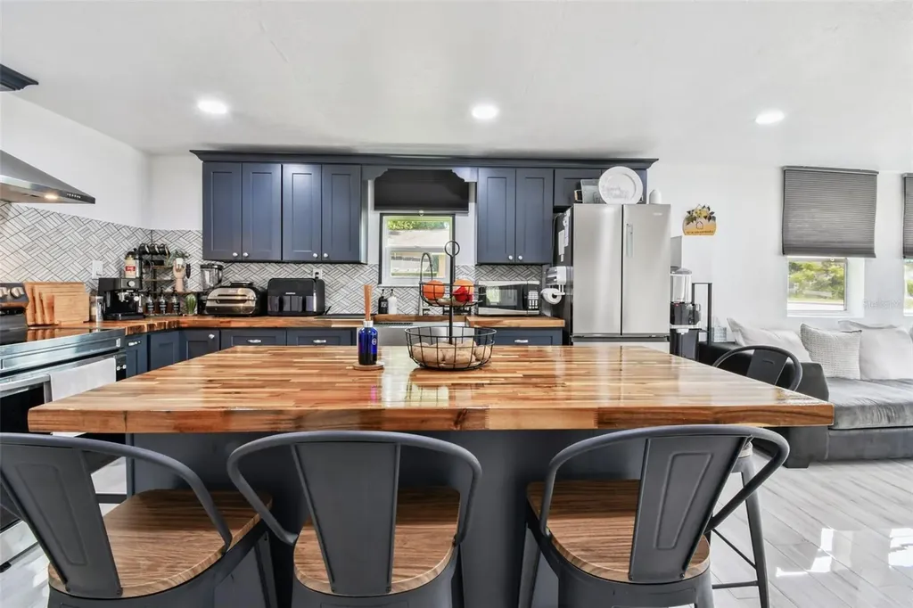 1929 W Highland Street Lakeland FL 33815