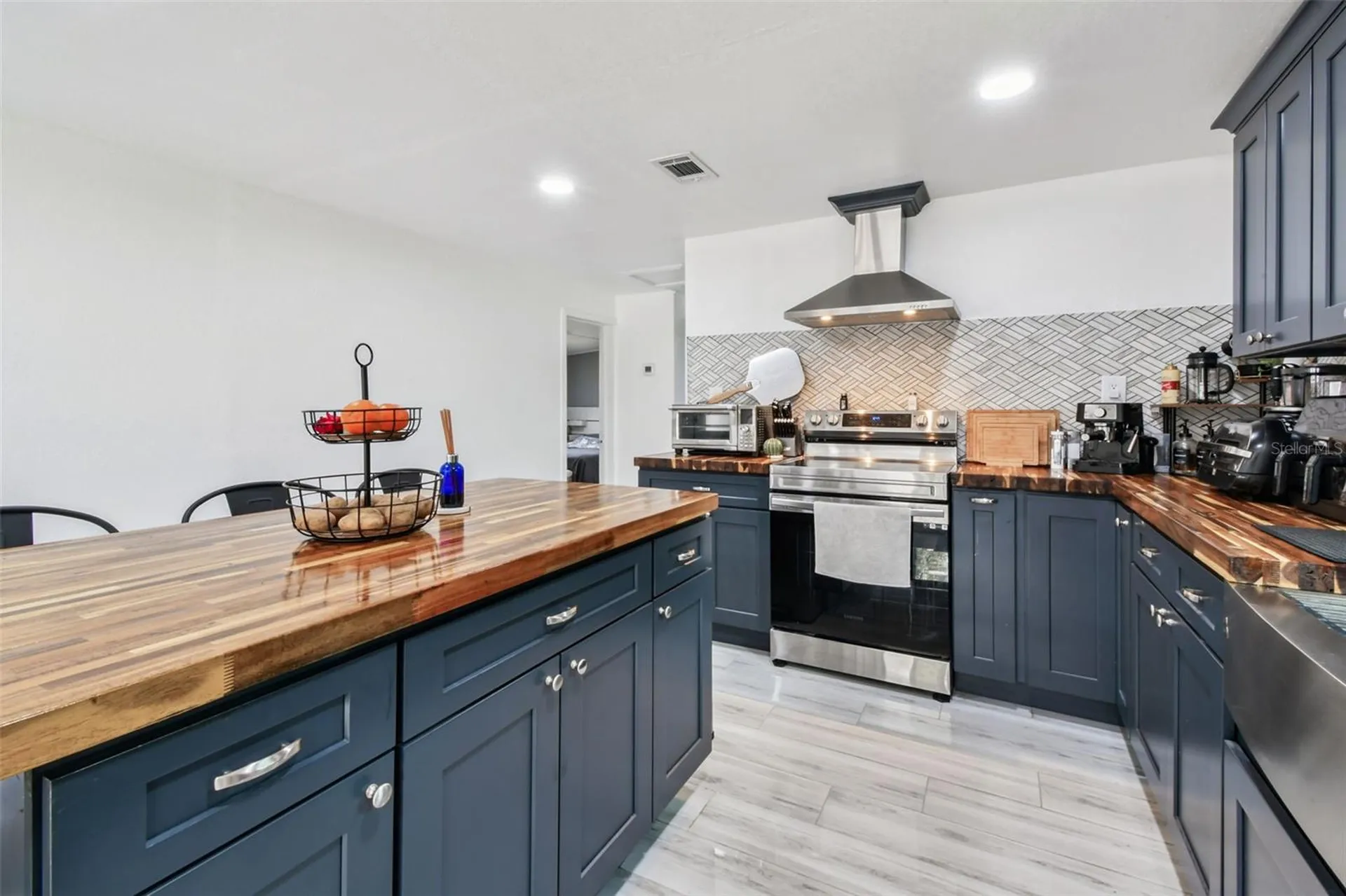 1929 W Highland Street Lakeland FL 33815