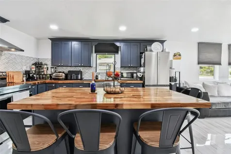 1929 W Highland Street Lakeland FL 33815