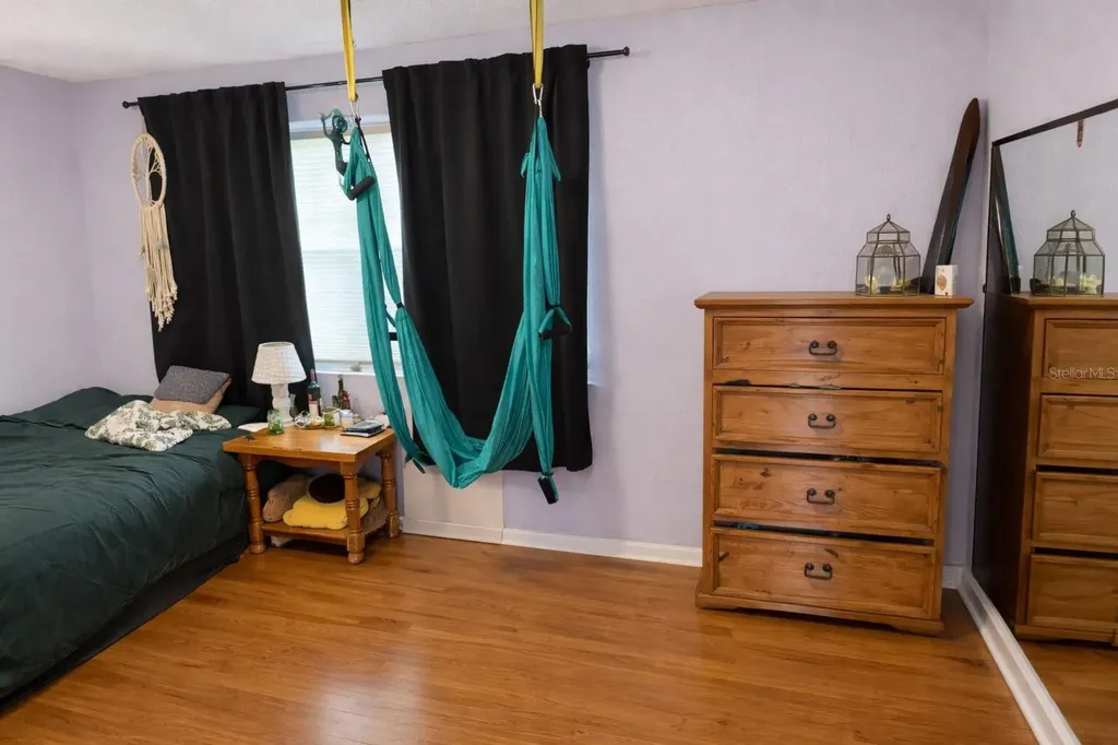 321 Roslyn Avenue New Smyrna Beach FL 32168