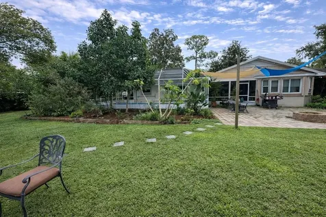 321 Roslyn Avenue New Smyrna Beach FL 32168
