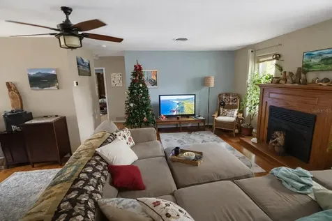 321 Roslyn Avenue New Smyrna Beach FL 32168