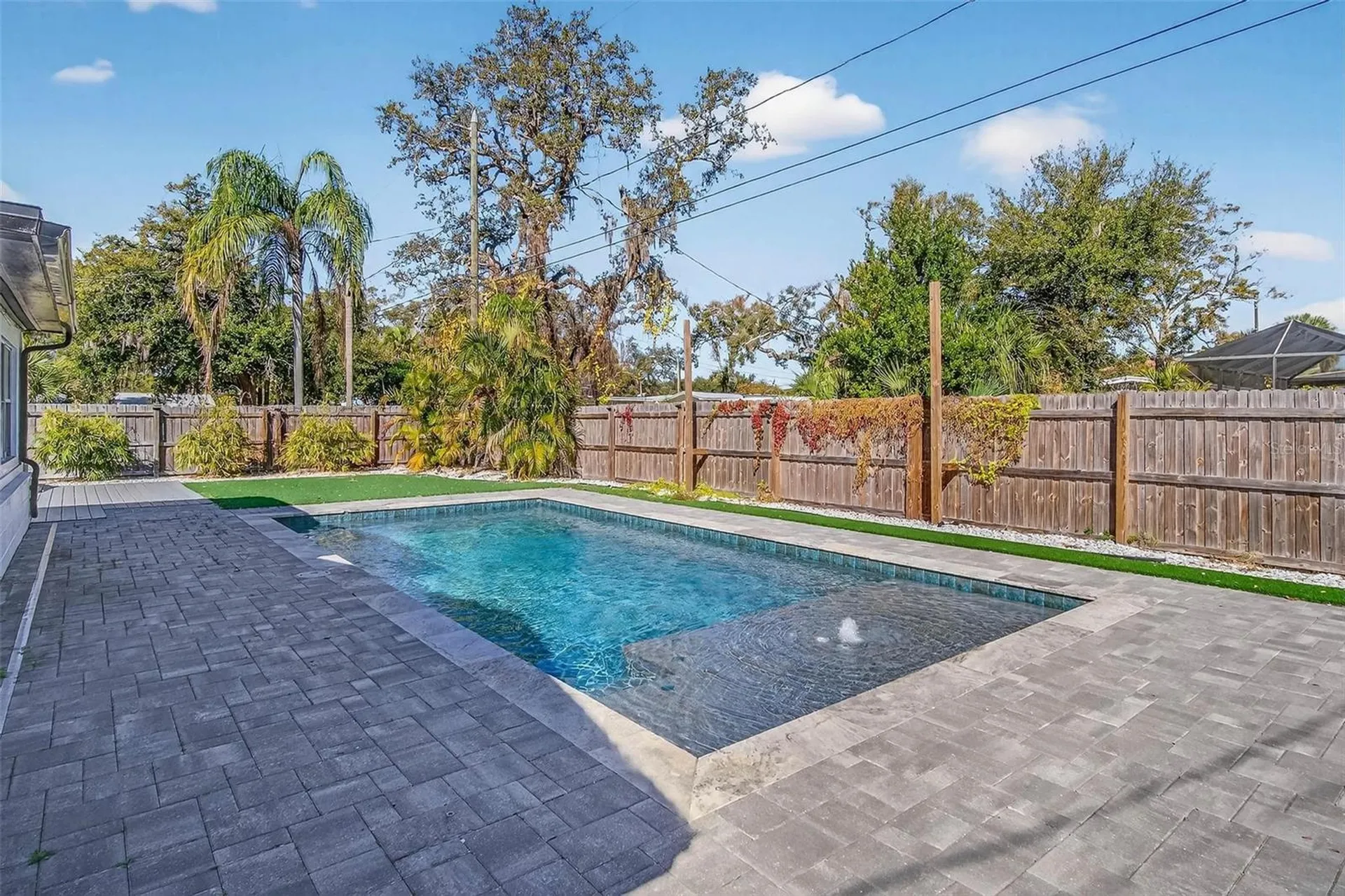 2867 51st Avenue S St Petersburg FL 33712