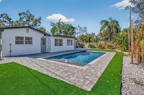 2867 51st Avenue S St Petersburg FL 33712