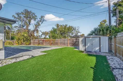 2867 51st Avenue S St Petersburg FL 33712