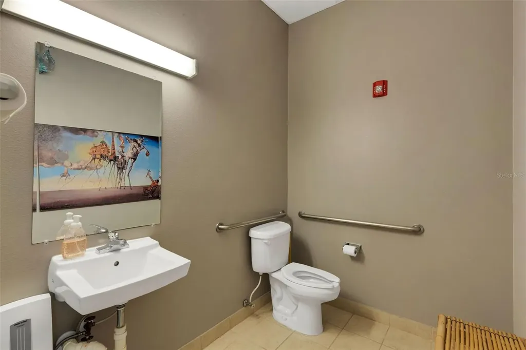 4430 Mcashton Street Sarasota FL 34233