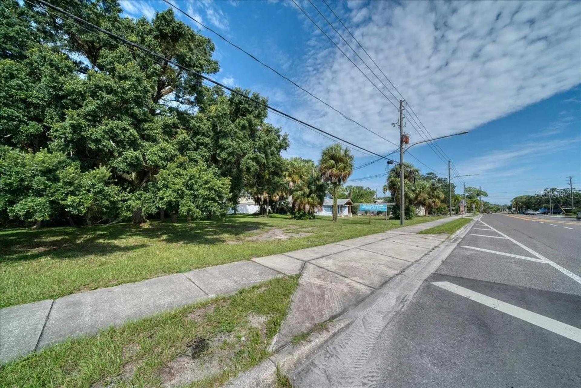 1040 Broadway Dunedin FL 34698