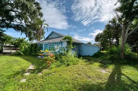 1040 Broadway Dunedin FL 34698