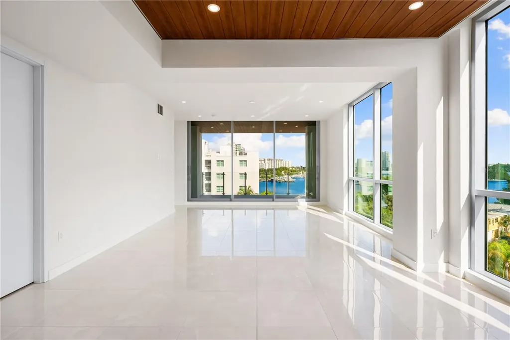 111 Golden Gate Sarasota FL 34236