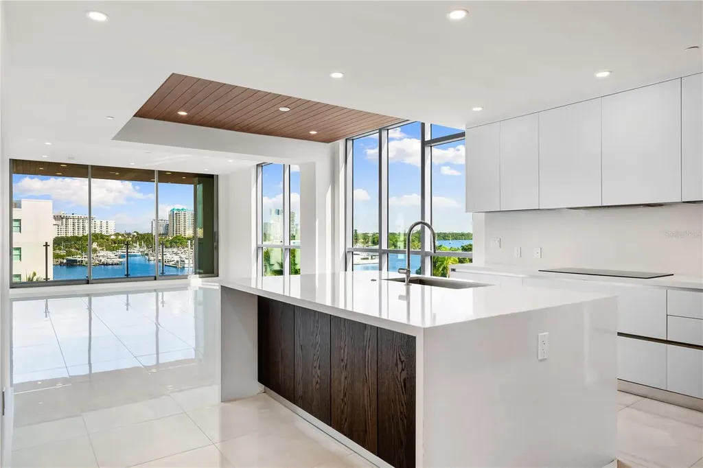 111 Golden Gate Sarasota FL 34236