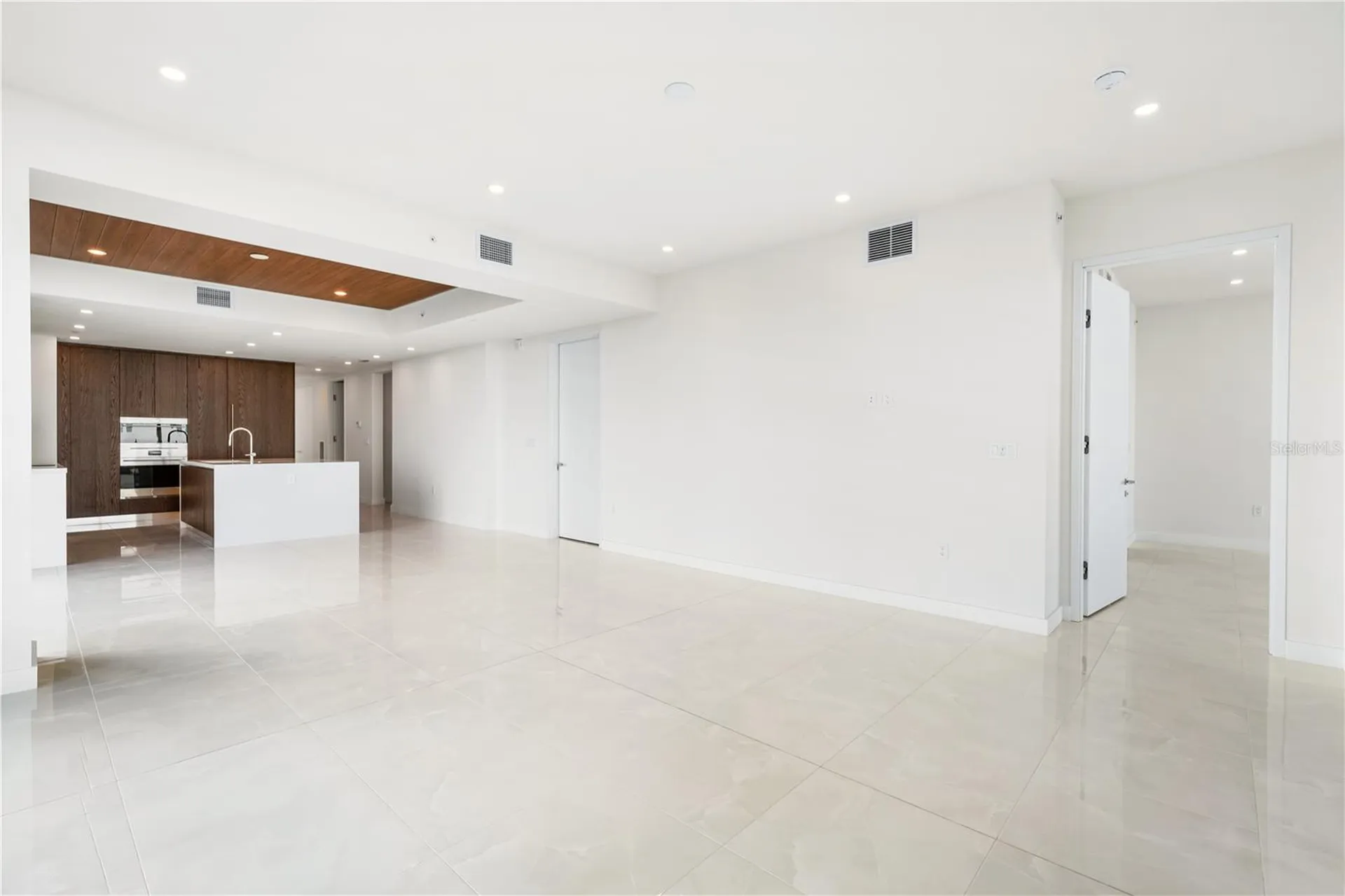 111 Golden Gate Sarasota FL 34236