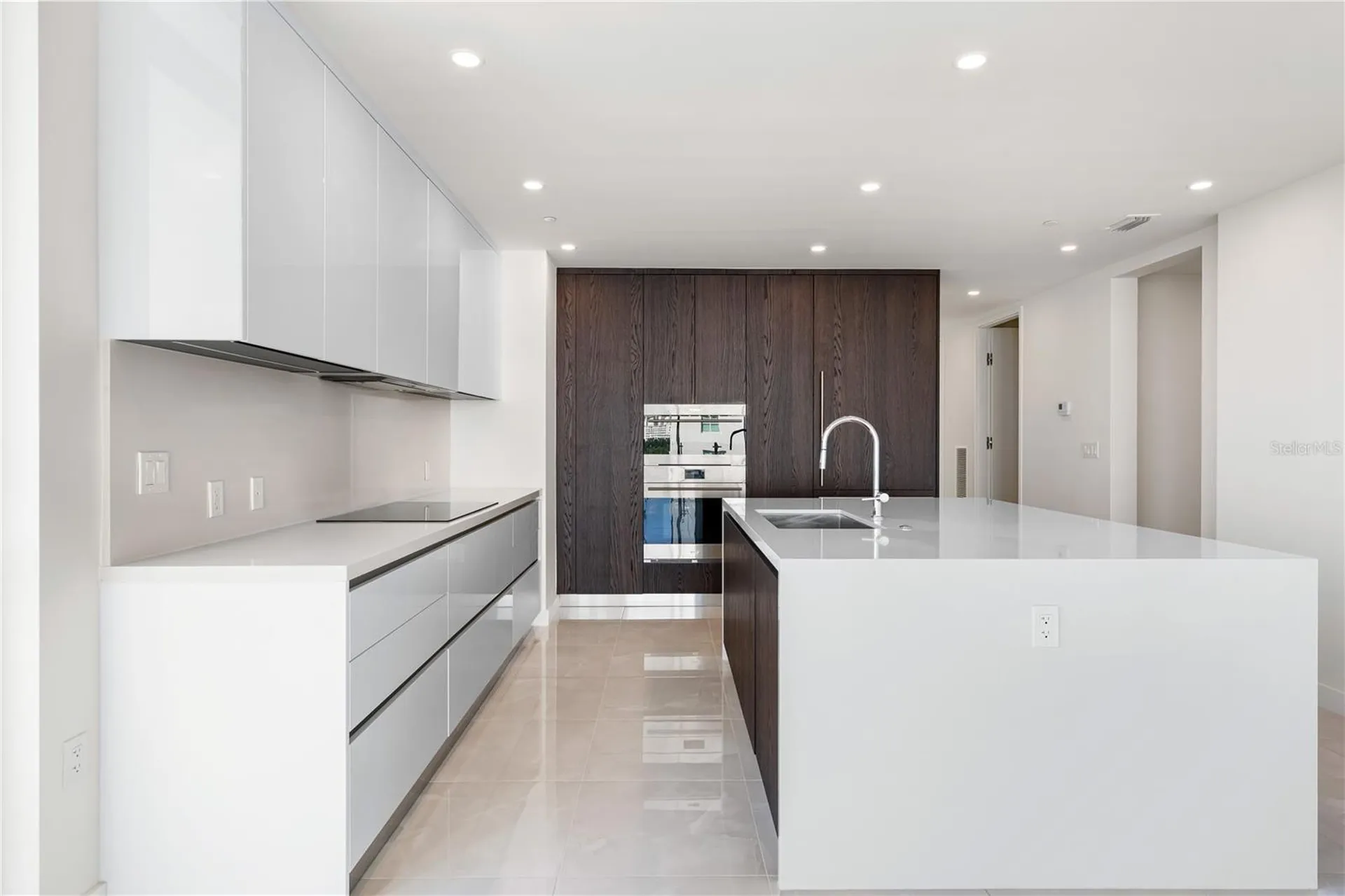 111 Golden Gate Sarasota FL 34236