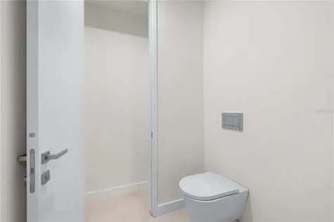 111 Golden Gate Sarasota FL 34236