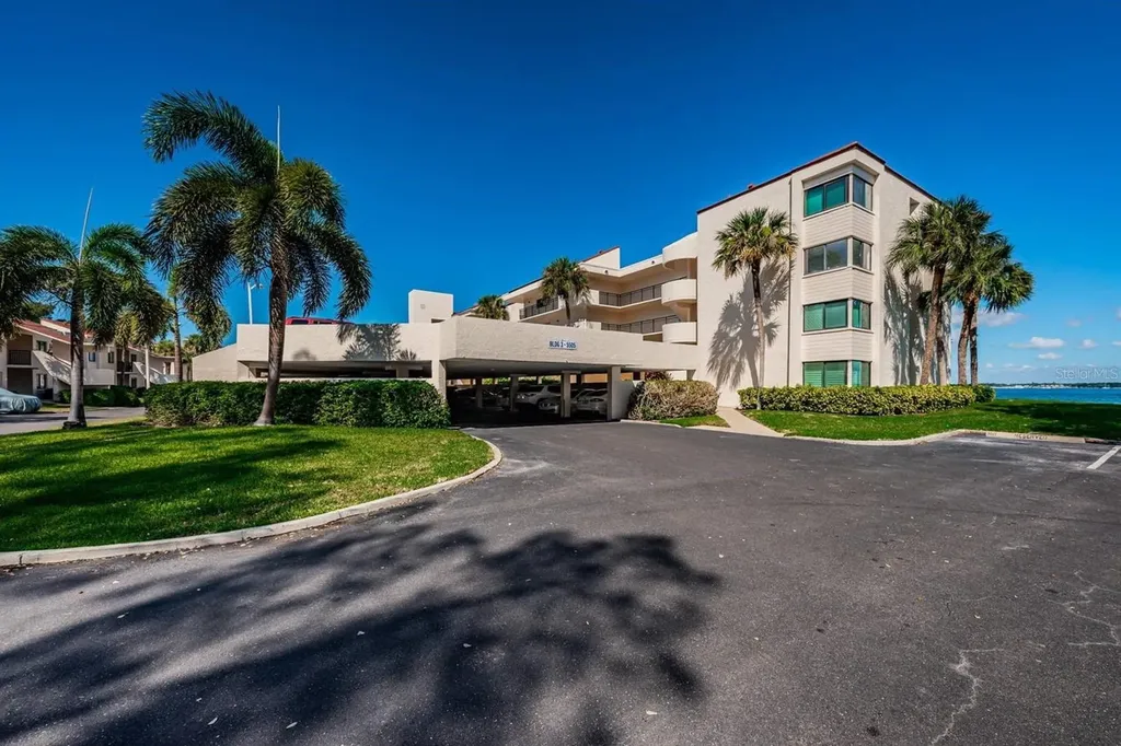 5505 Puerta Del Sol Boulevard S St Petersburg FL 33715