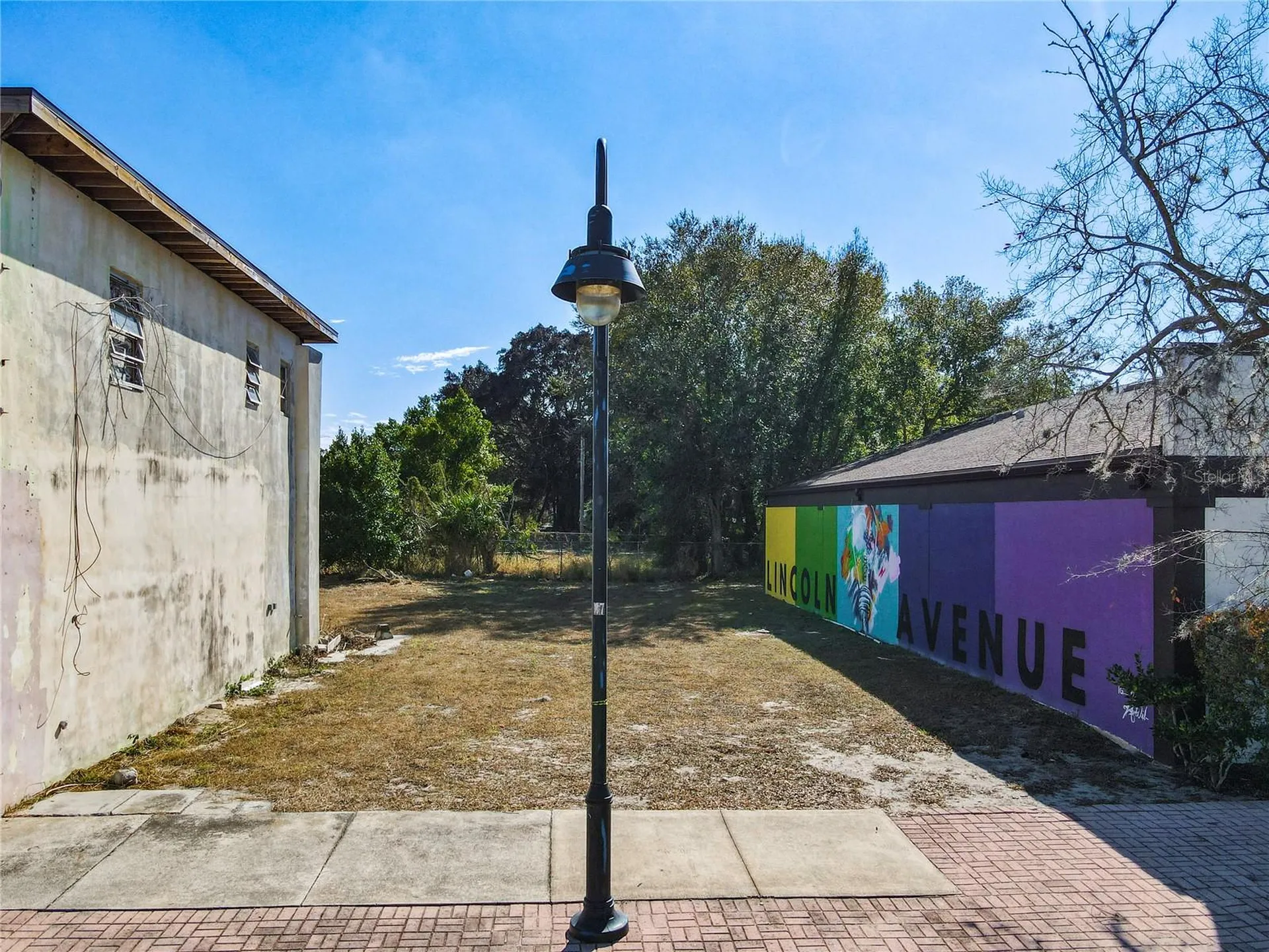 Lincoln Avenue W Lake Wales FL 33853