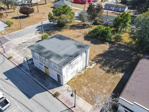 Lincoln Avenue W Lake Wales FL 33853