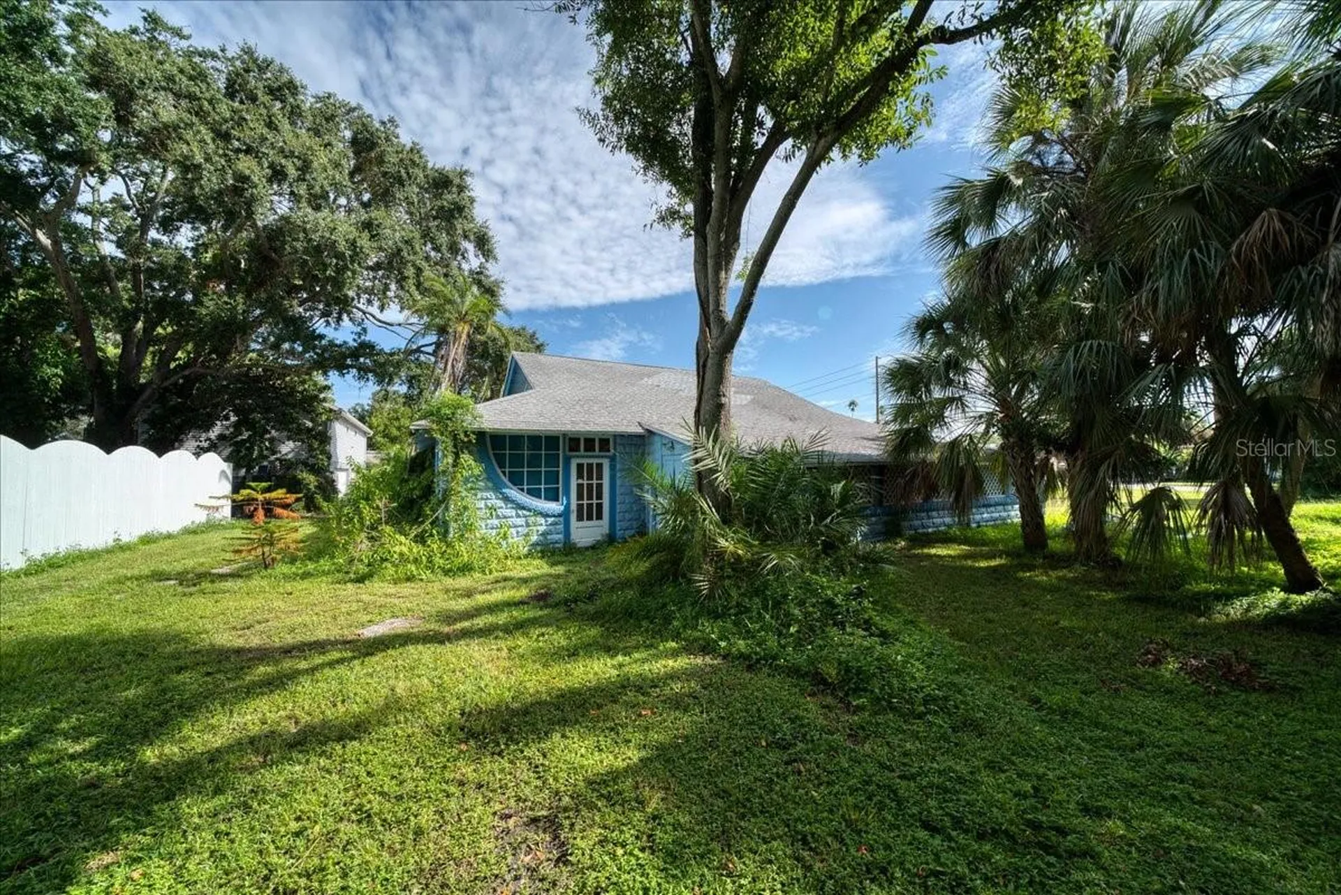 1040 Broadway Dunedin FL 34698