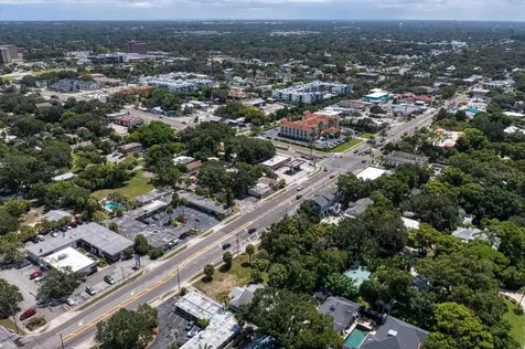 1040 Broadway Dunedin FL 34698