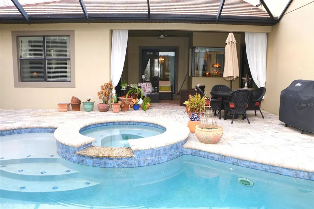 25447 High Hampton Circle Sorrento FL 32776