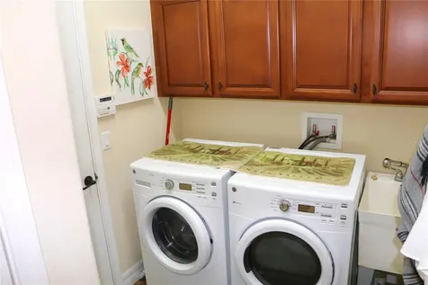25447 High Hampton Circle Sorrento FL 32776