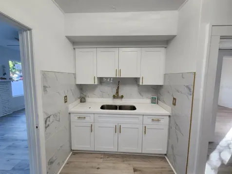 1311 11th Avenue S St Petersburg FL 33705