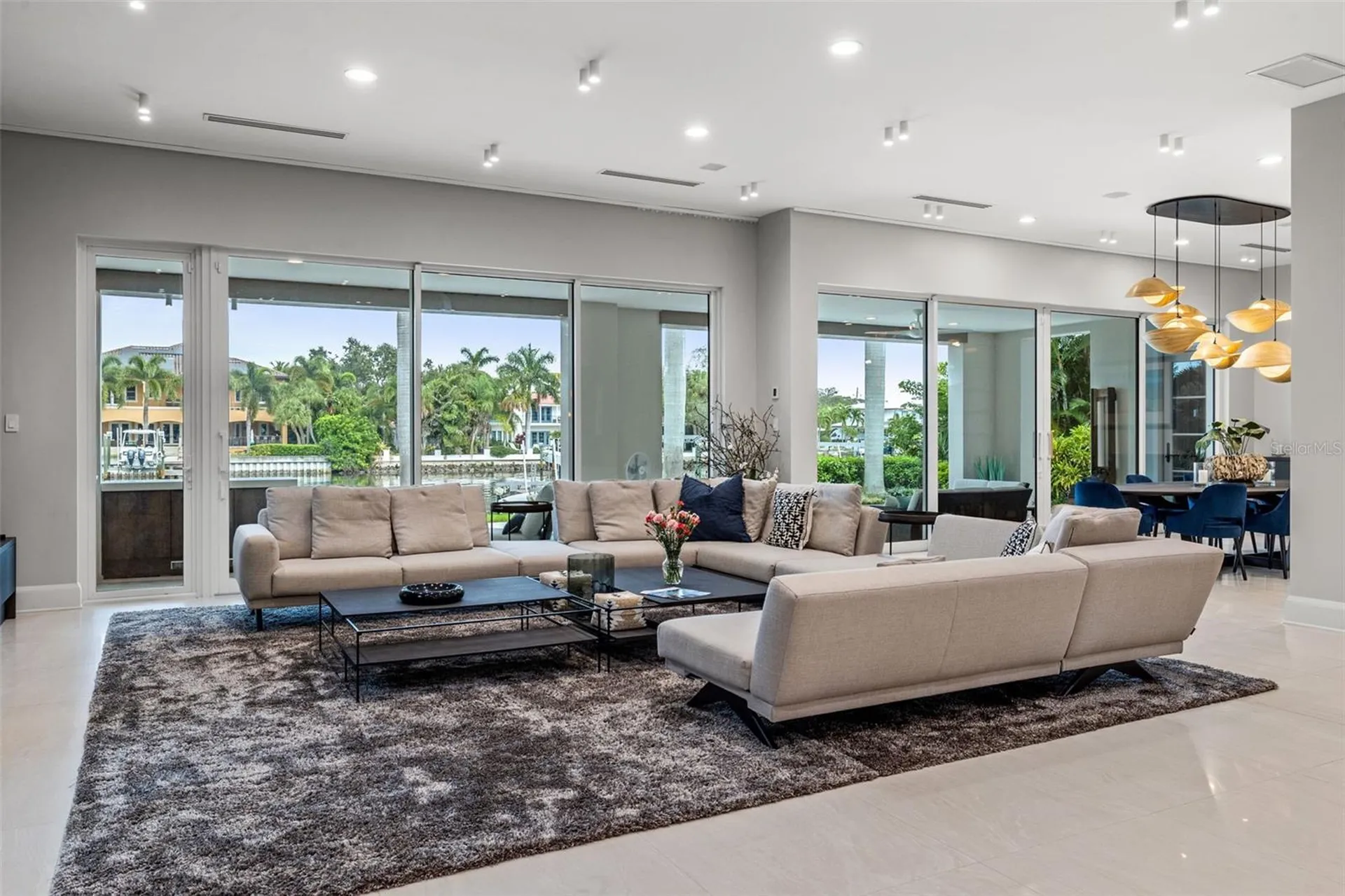 851 Brightwaters Boulevard NE St Petersburg FL 33704