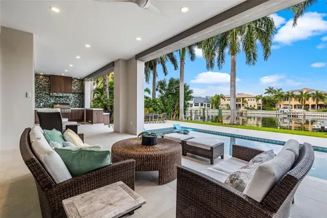 851 Brightwaters Boulevard NE St Petersburg FL 33704