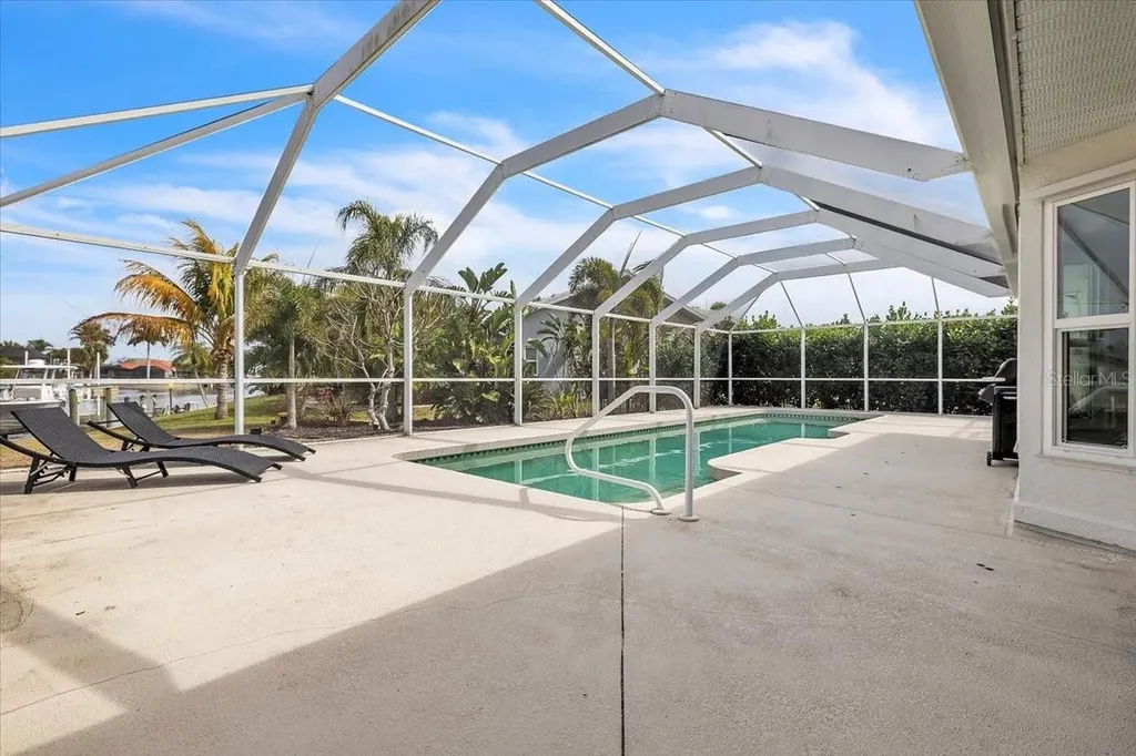840 Via Tunis Punta Gorda FL 33950