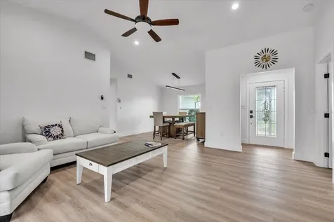 840 Via Tunis Punta Gorda FL 33950