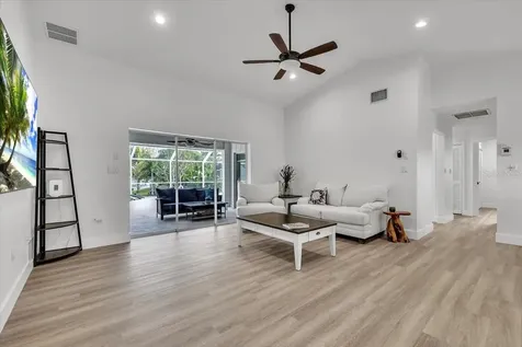 840 Via Tunis Punta Gorda FL 33950
