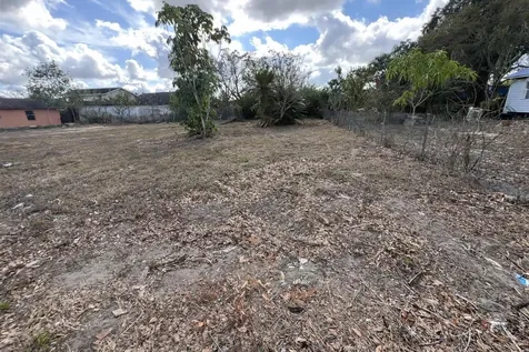 841 Booker Avenue Sebring FL 33870