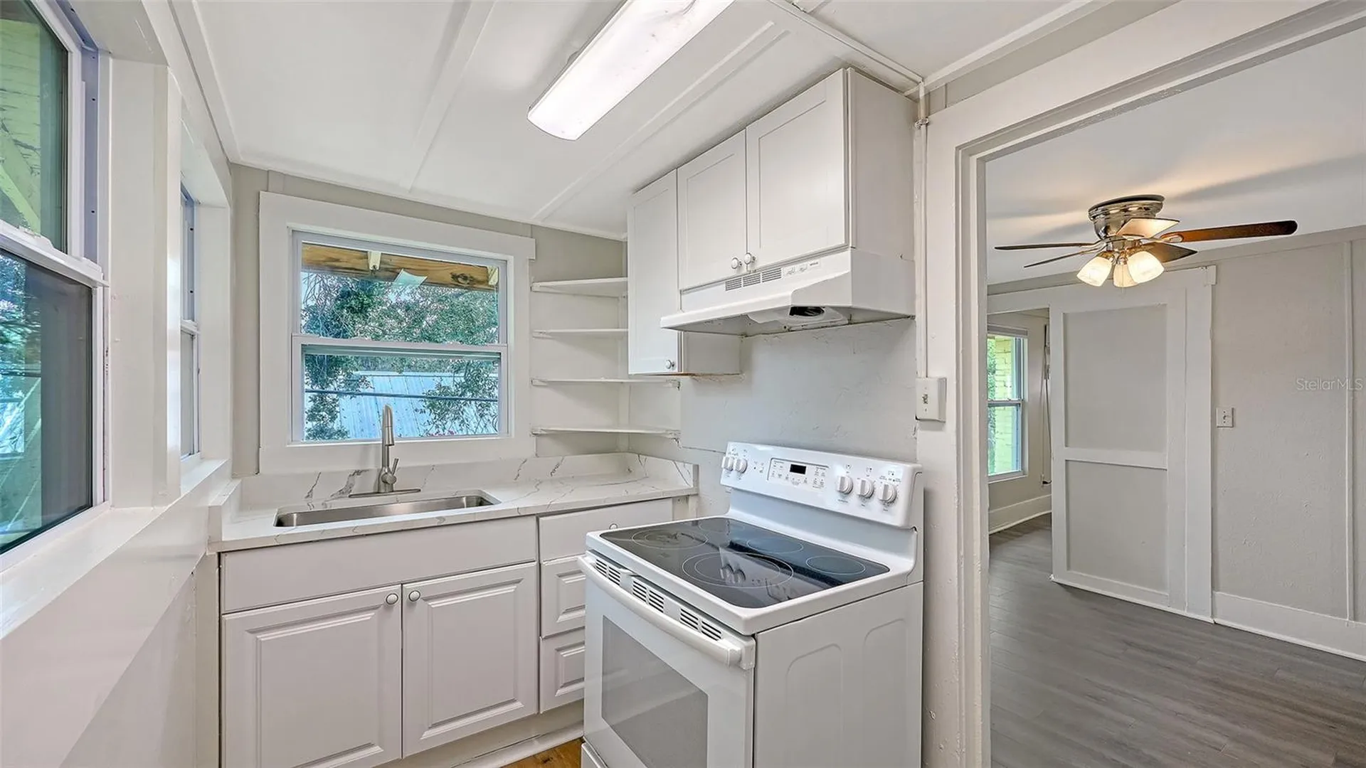 1016 10th Avenue W Bradenton FL 34205