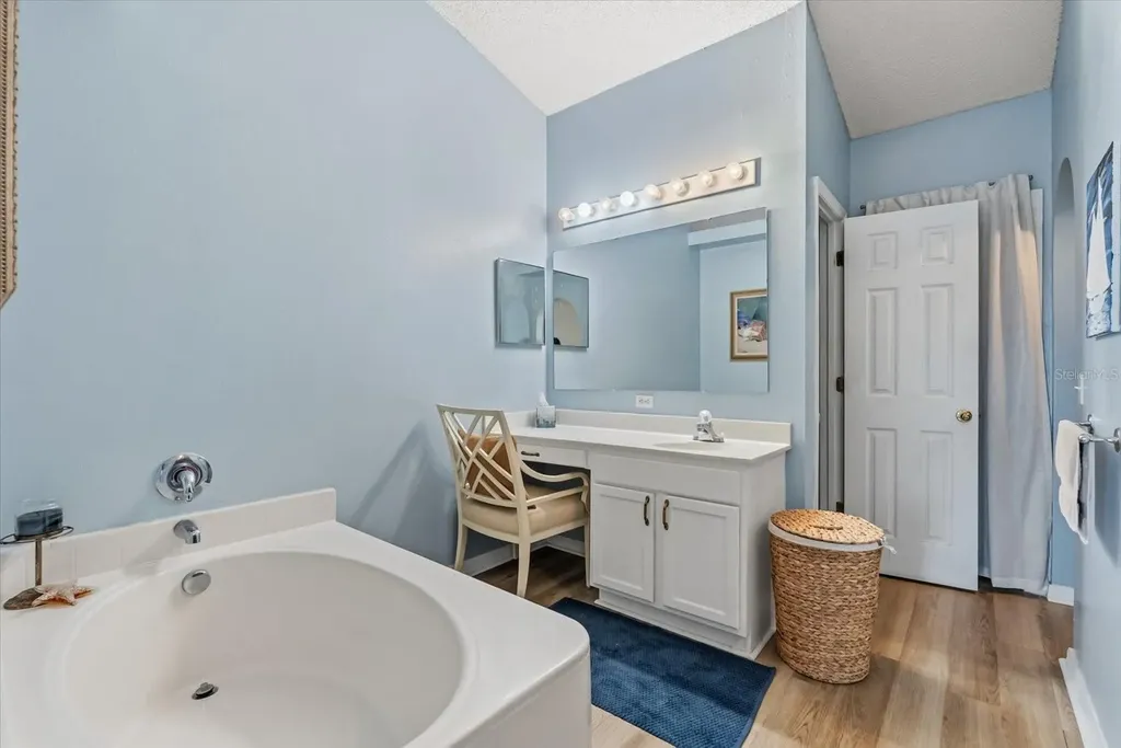 1678 Ridgemoor Drive Mascotte FL 34753