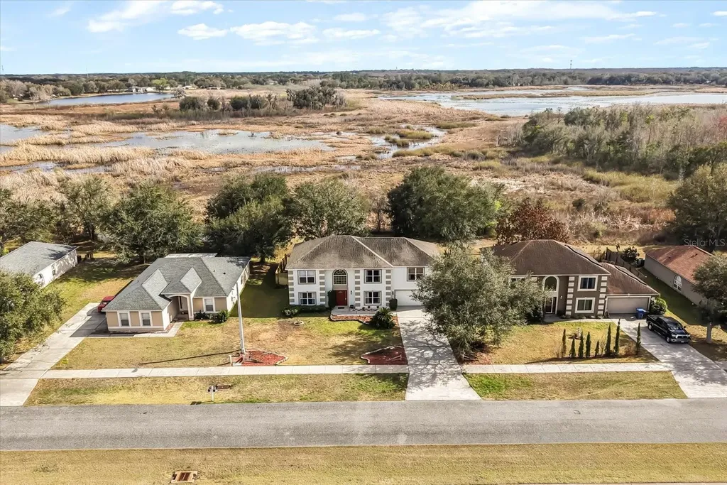 1678 Ridgemoor Drive Mascotte FL 34753