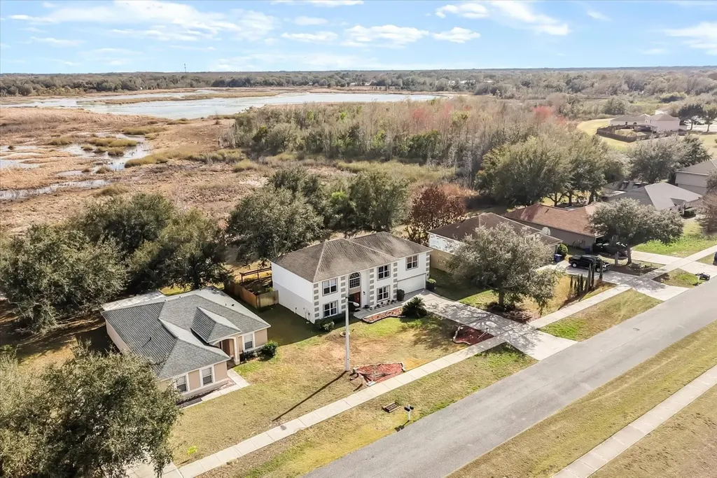 1678 Ridgemoor Drive Mascotte FL 34753