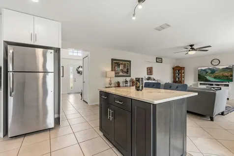 1678 Ridgemoor Drive Mascotte FL 34753