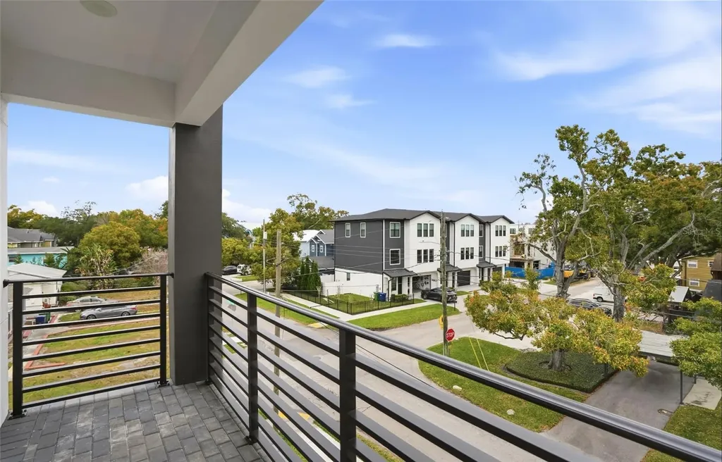 3002 W Platt Tampa FL 33609